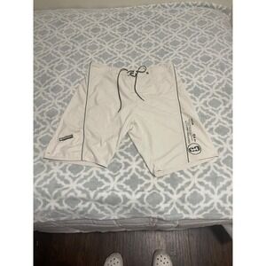 Counter Culture Mens Board Shorts Size 36 Cream Cargo Pocket Graphic Surf Trunks